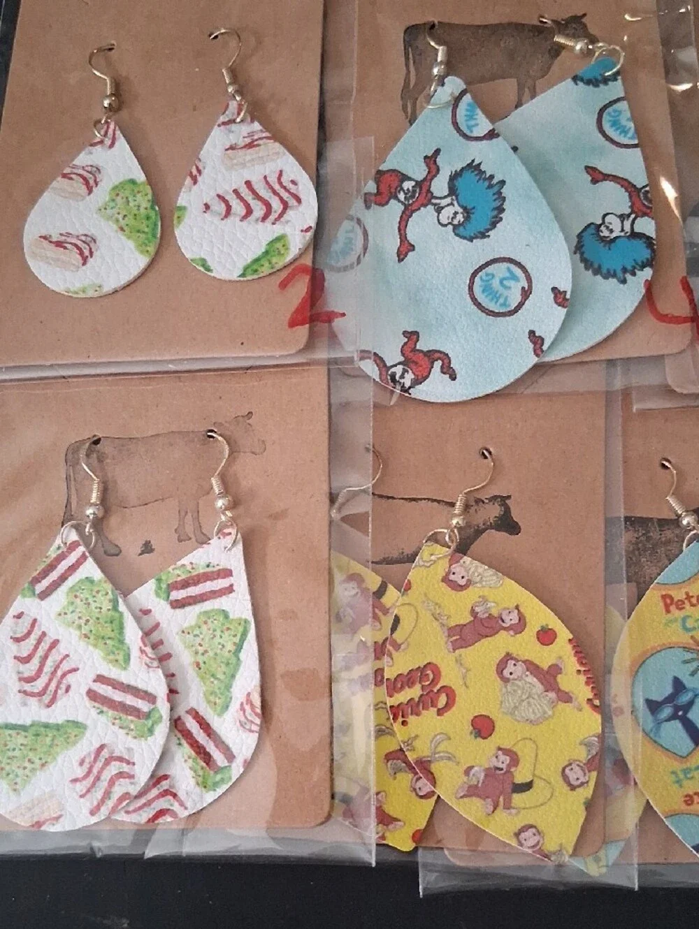 8 Pairs Christmas Tree & Red Pattern Lightweight Teardrop Earrings.